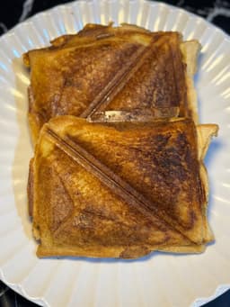 Toast bread (2 pieces)